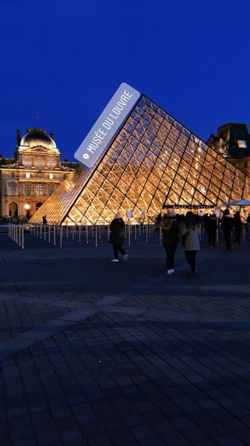 Museo del Louvre