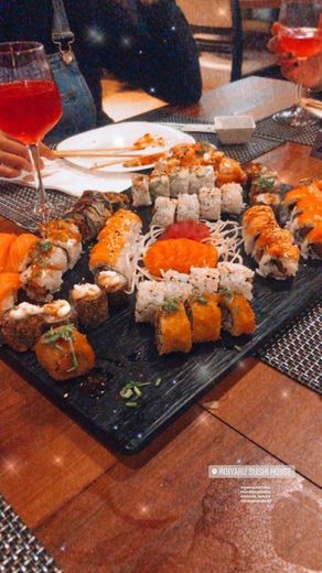 Roiyaru Sushi House