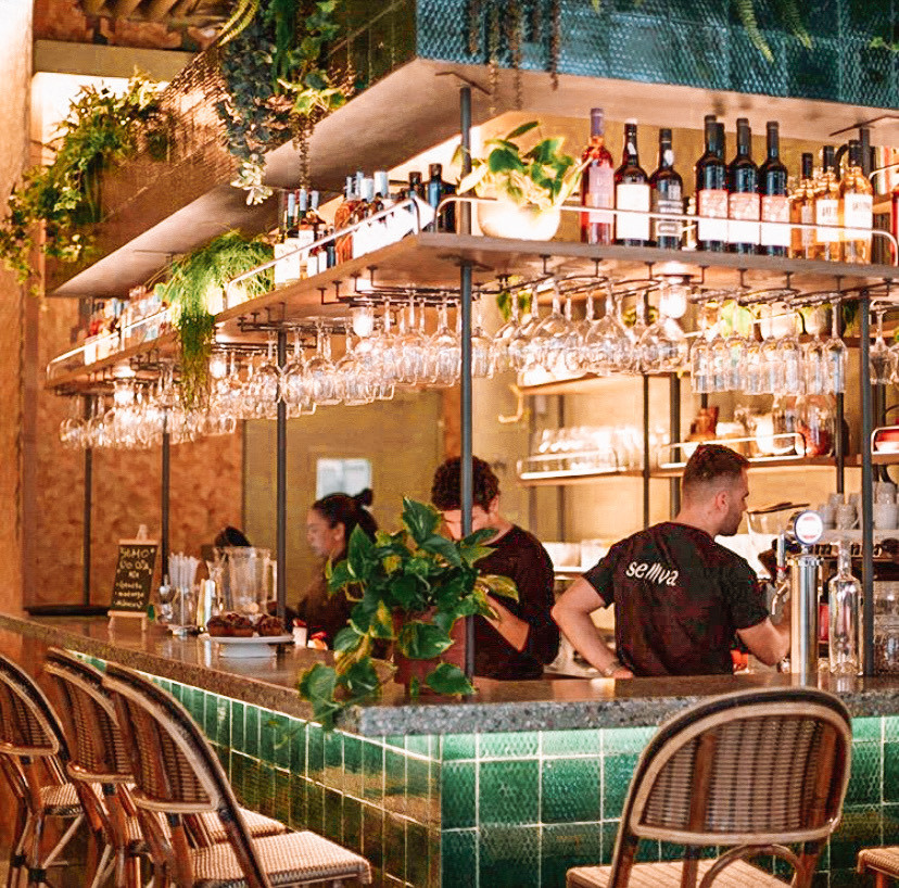 Restaurants Selllva