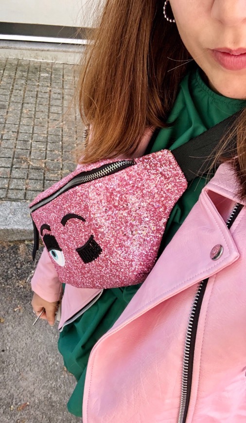 Products CHIARA FERRAGNI Riñonera belt bag flirting glitter rosa