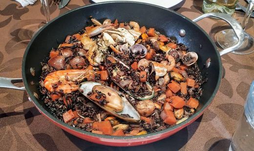 Social Arroz preto com marisco