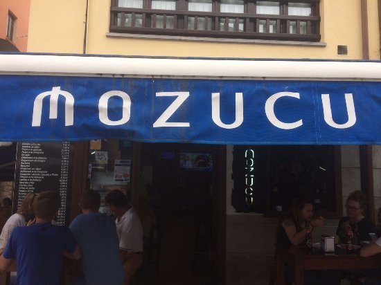 Lugar El Mozucu S.L.