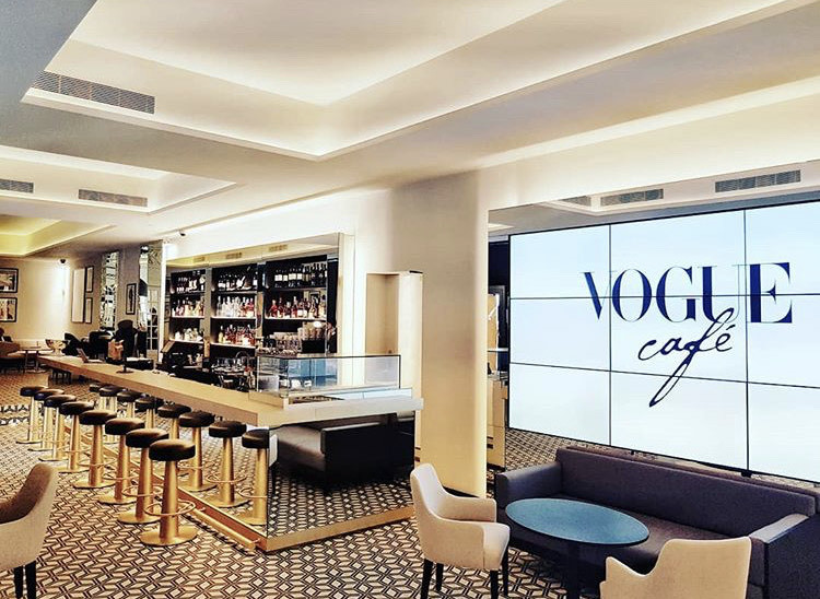 Fashion Vogue café