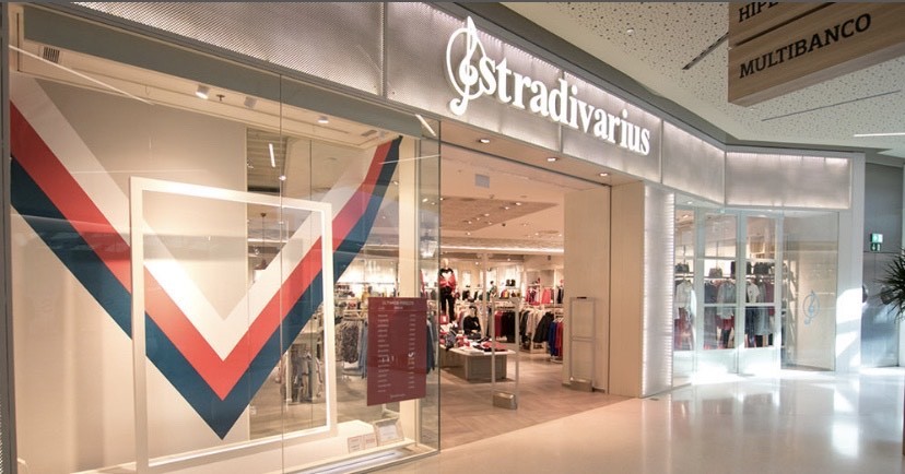 Moda STRADIVARIUS 