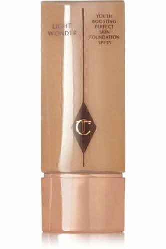 Product Charlotte Tilbury luz Wonder Fundación SPF 15