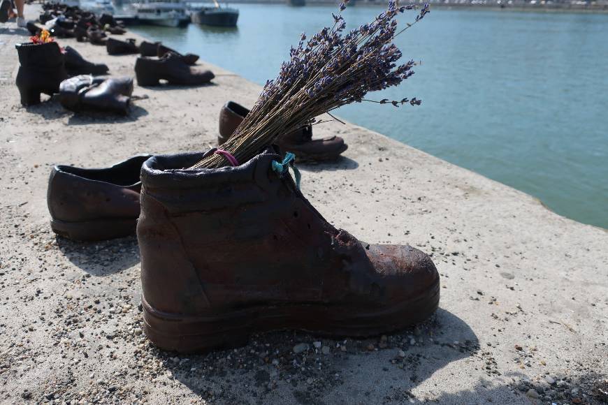 Lugar Shoes on the Danube Bank