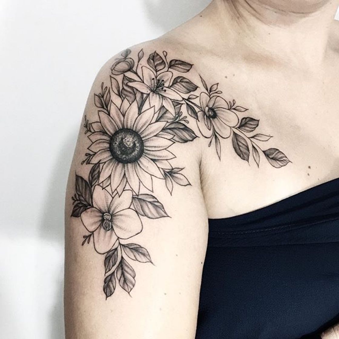 Fashion Tatuagem floral