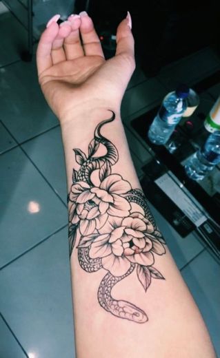 flower tatto 🌸🌹