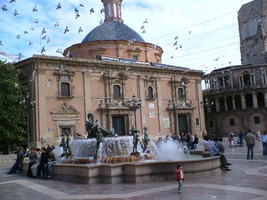 Lugar Plaza de la Virgen