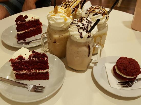 Restaurants Mariola's Bakery