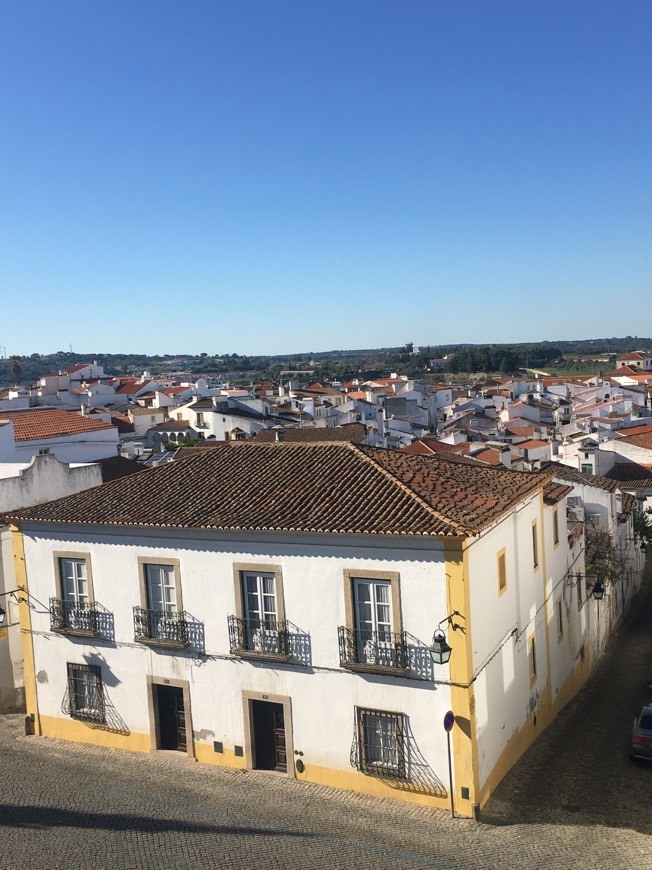 Lugar Évora