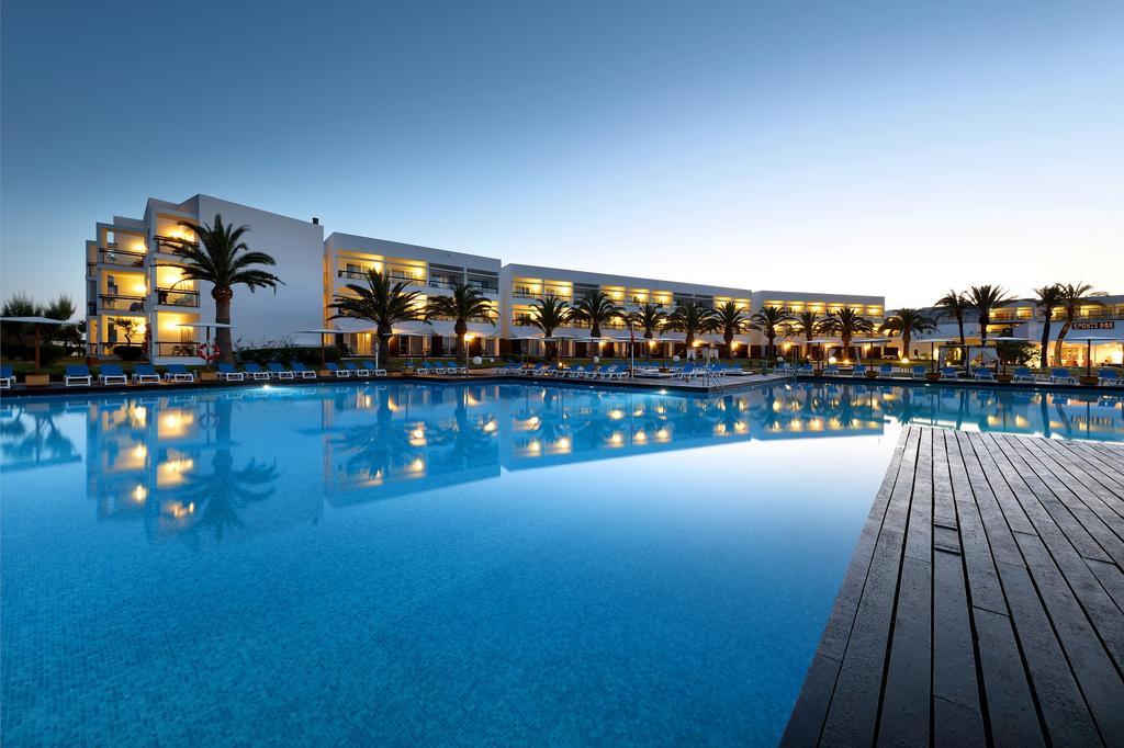 Lugar Grand Palladium Palace Ibiza Resort & Spa