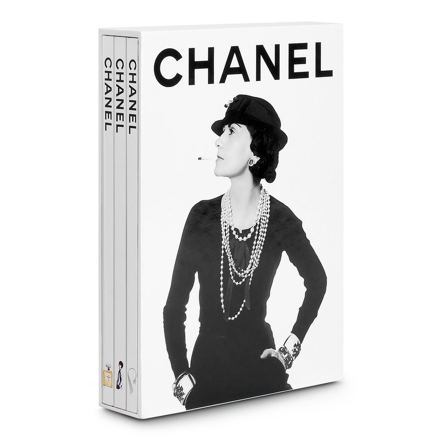 Libro CHANEL 3- BOOK SLIPCASE