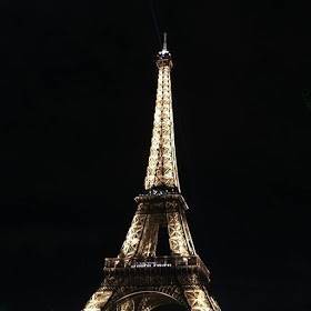 Place Torre Eiffel