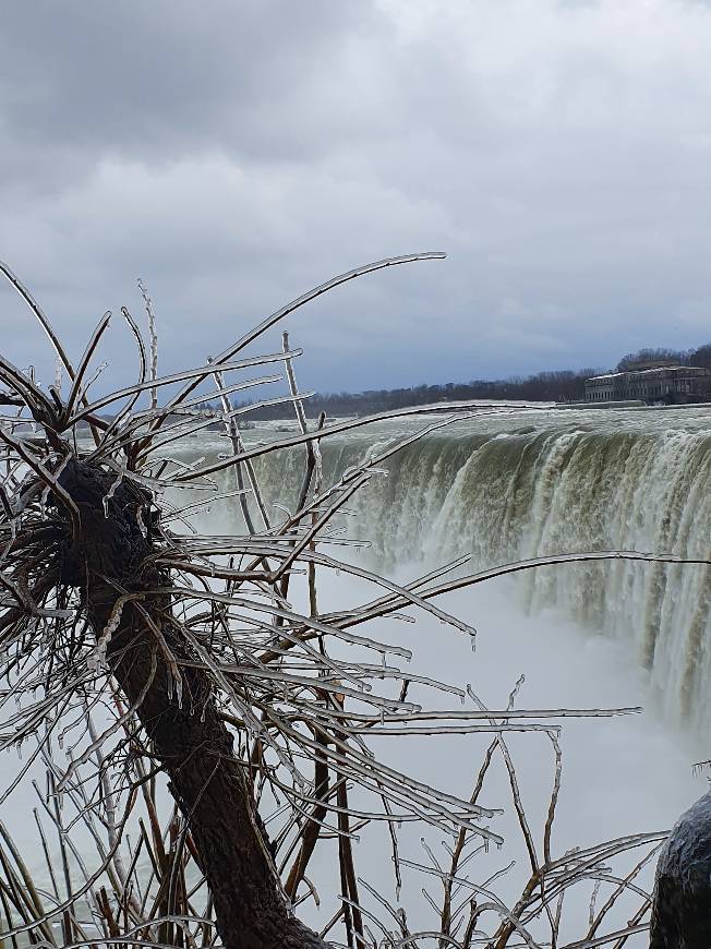 Place Niagara Falls