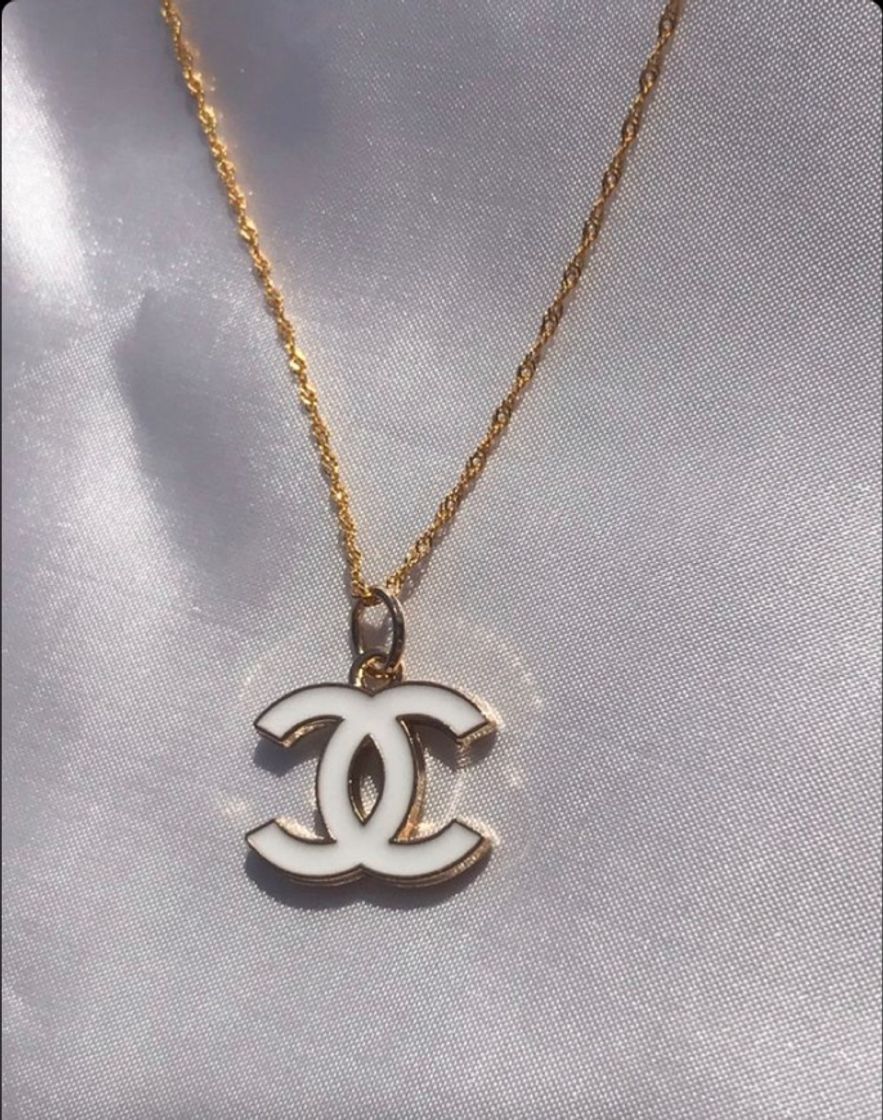 Social Collar marca CHANEL 