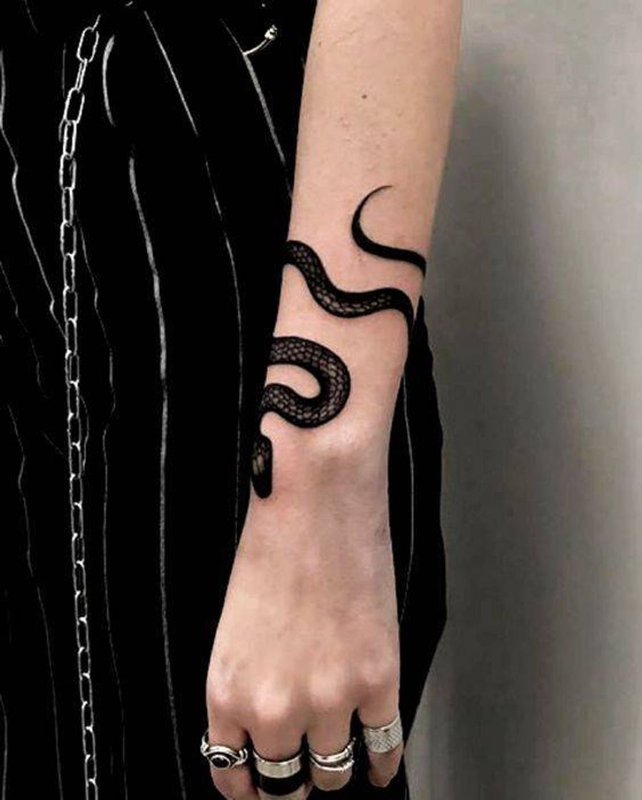 Fashion snake tattoo