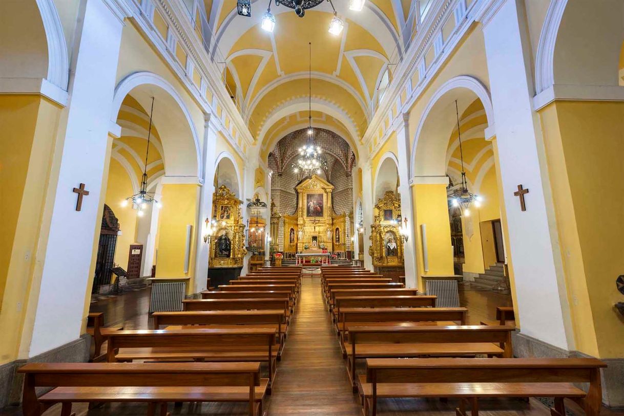 Lugar Iglesia de Santo Tomé