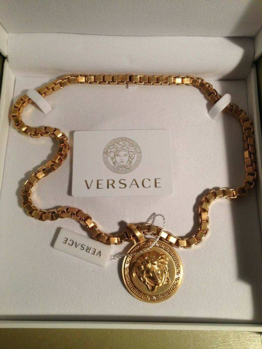 Moda Versace