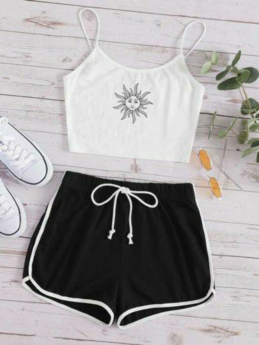 Fashion Shein - conjuntinho de cropped e shortinho mais molinho.