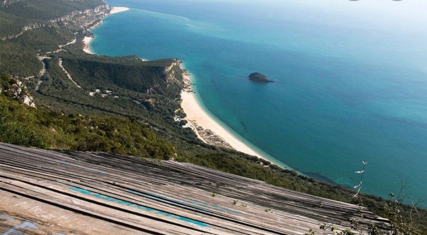 Lugar Miradouro Portinho da Arrábida 