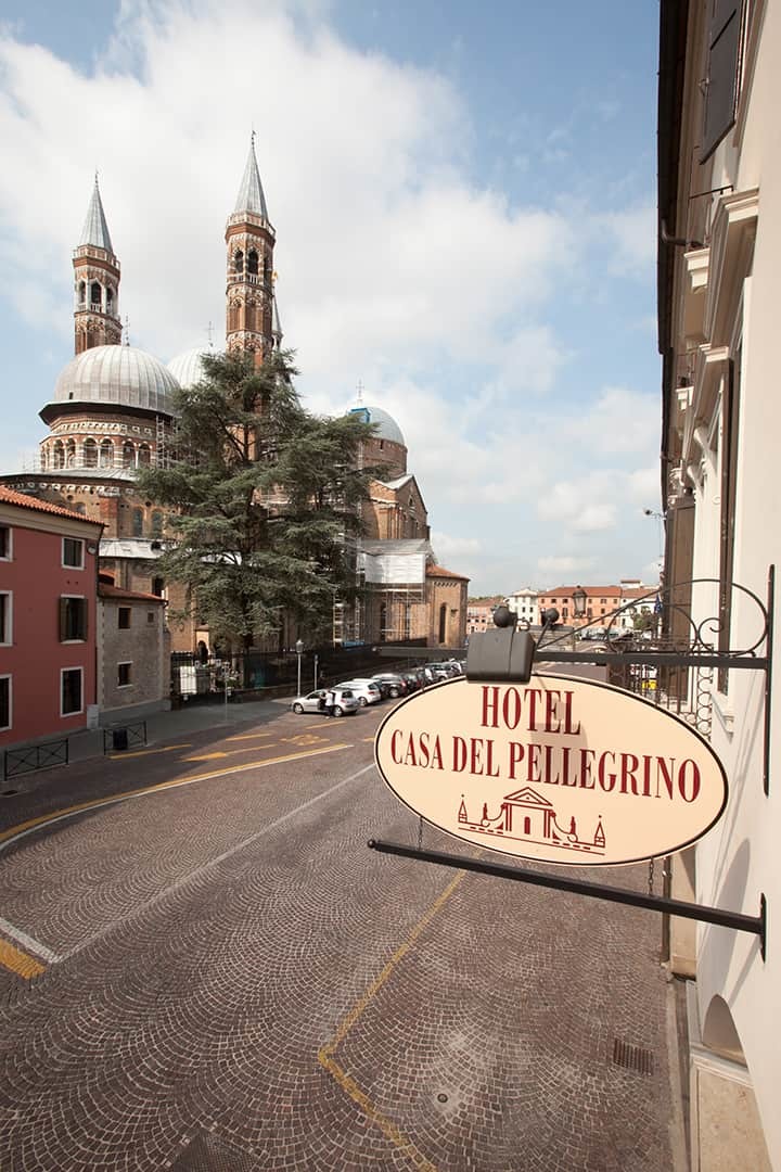 Place Hotel Casa Del Pellegrino Srl