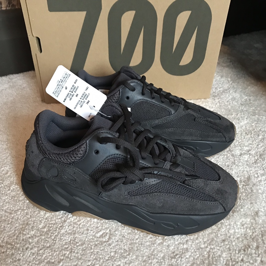 Yeezy 700 Utility Black Sizing