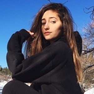 Social Hailey Sani
