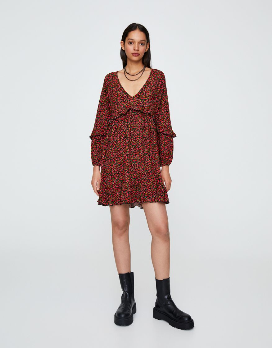 Productos Vestido Preto com estampado floral e folho PULL&BEAR 