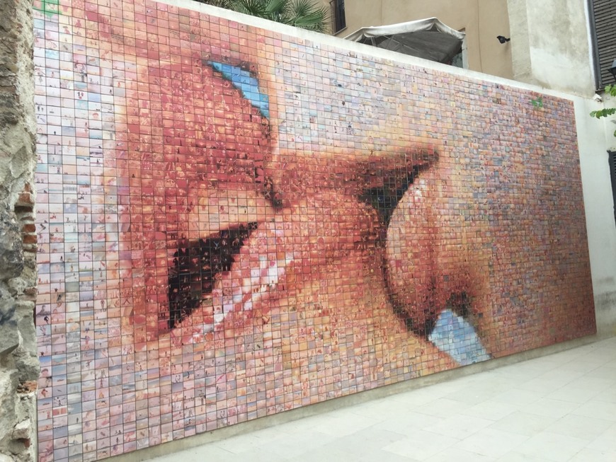 Lugares Mural De Beso