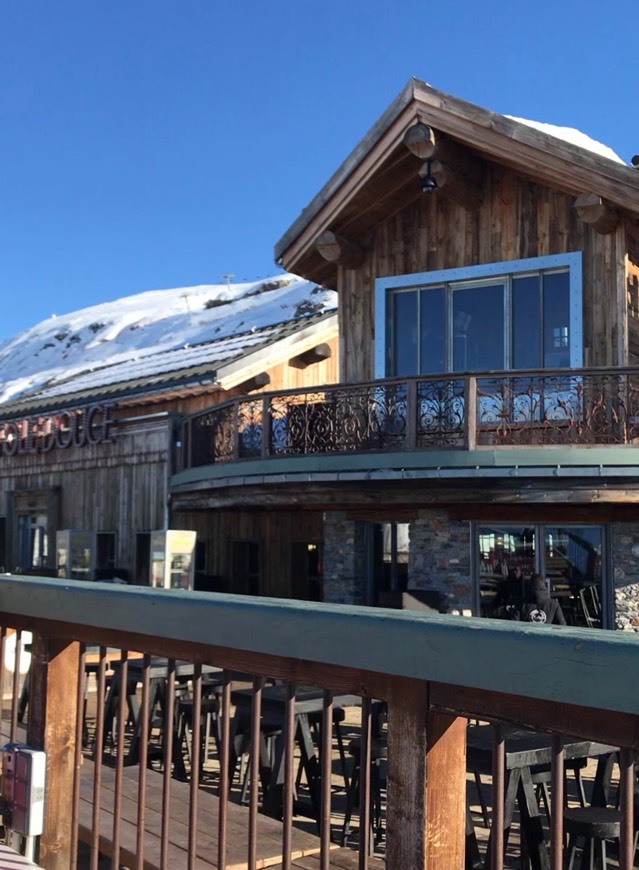 Lugar La Folie Douce