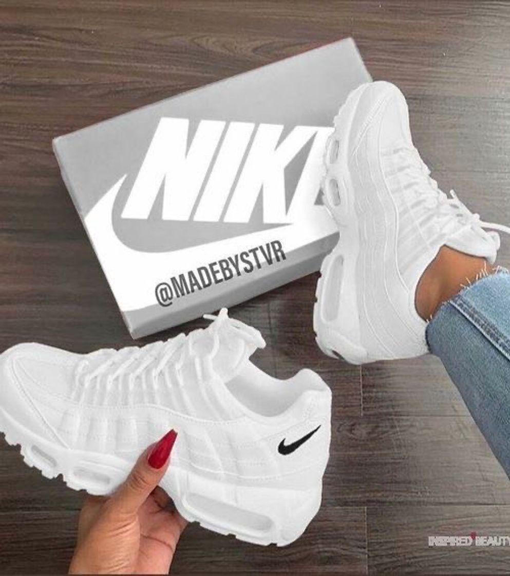 Fashion White Nike 🤍