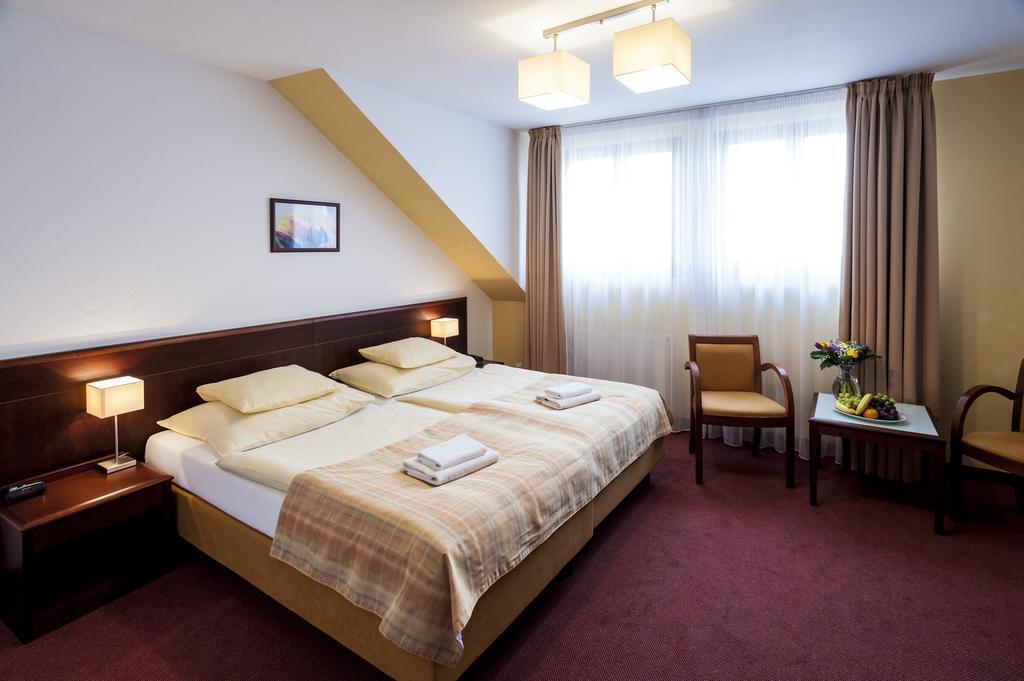 Places Hotel Petr