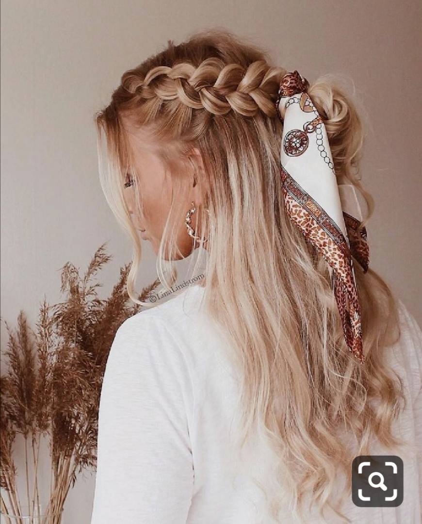 Moda Penteado em tranca 