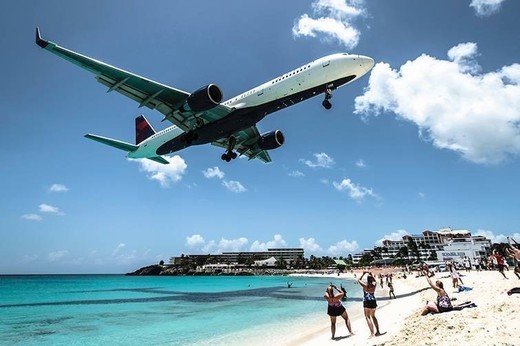 Princess Juliana Airport - Anguilla Ferry