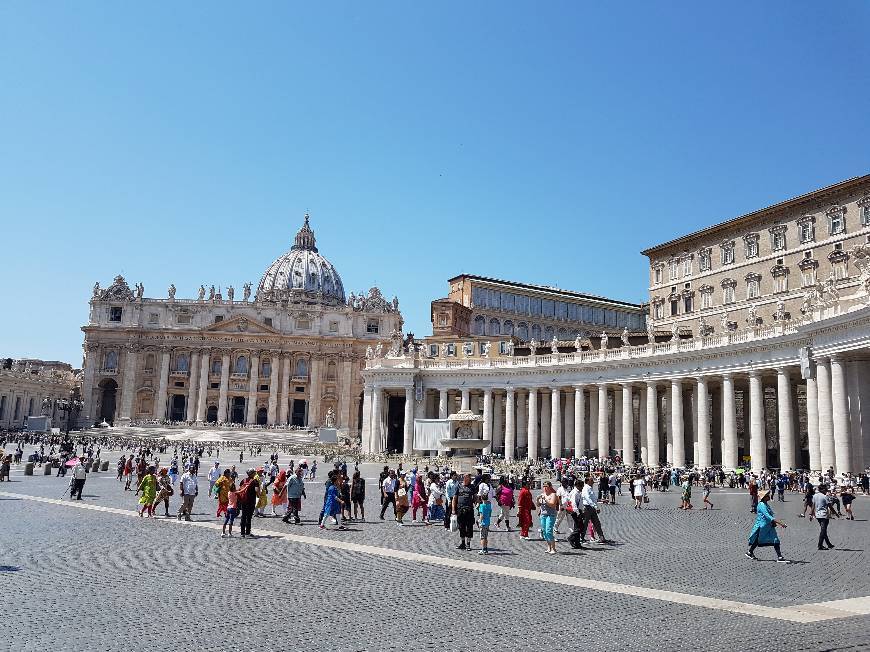 Lugar Piazza San Pietro