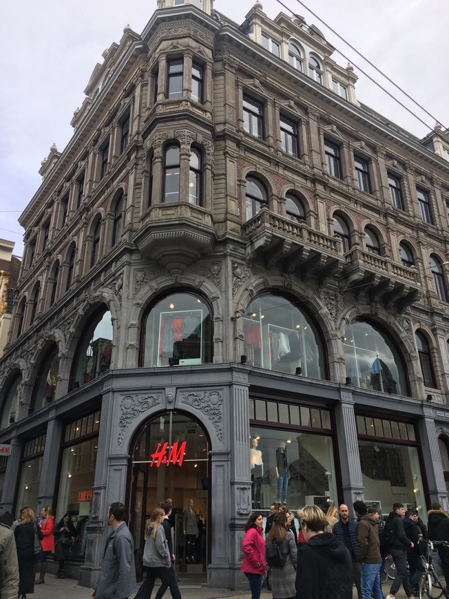 Lugar Dam Square