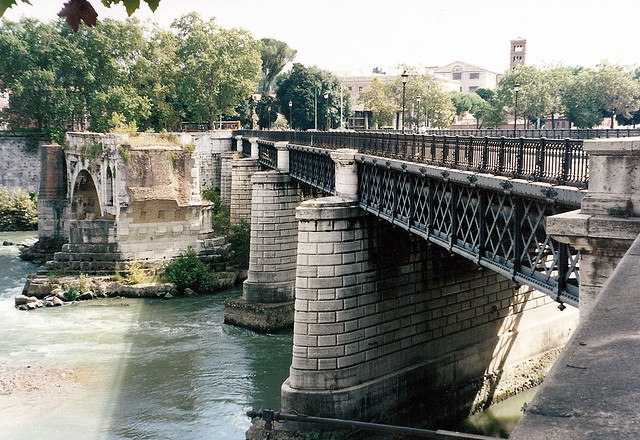 Lugar Ponte Palatino