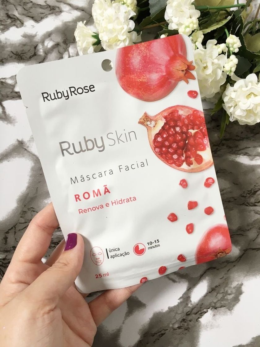 Moda Máscara Ruby Rose ❣️