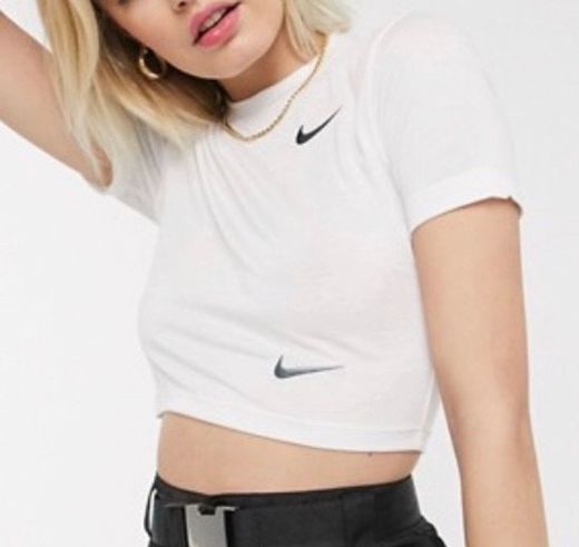 Top nike logo doble