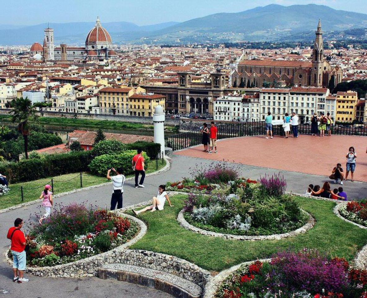 Lugar Piazzale Michelangelo