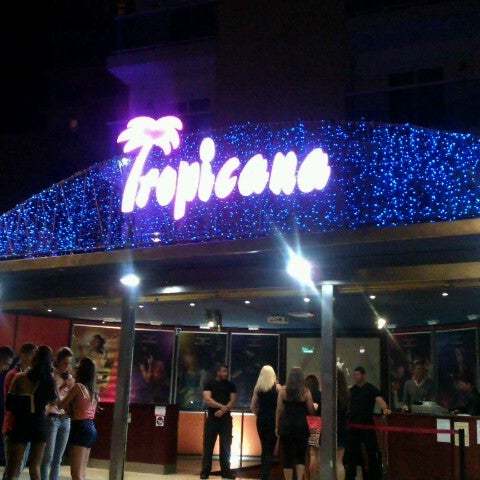 Lugar Discoteca Tropicana