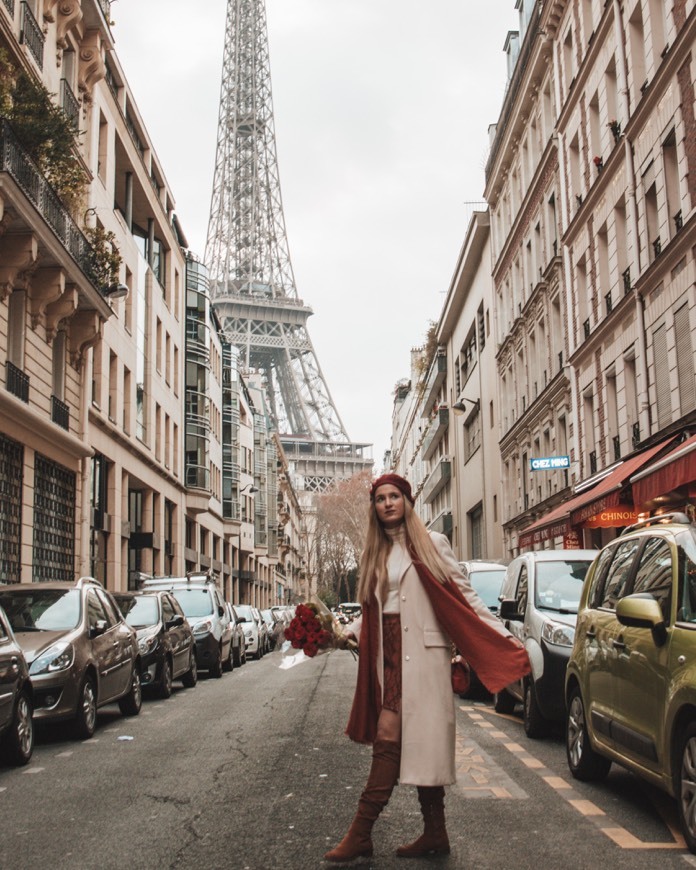 Place Torre Eiffel