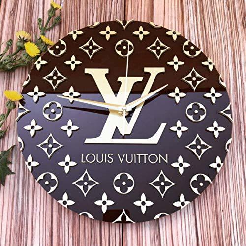 Electrónica Louis Vuitton [Explicit]