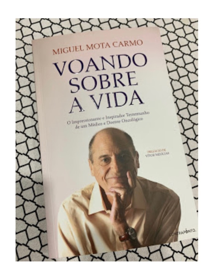 Libro Voando Sobre a Vida de Miguel Mota Carmo