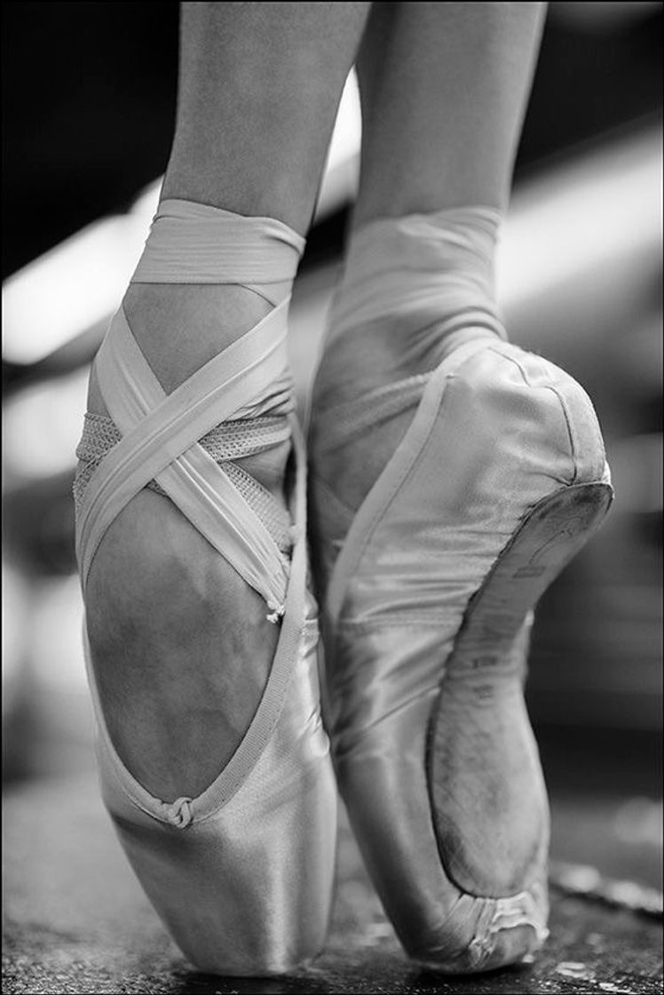 Fashion Pointe shoes