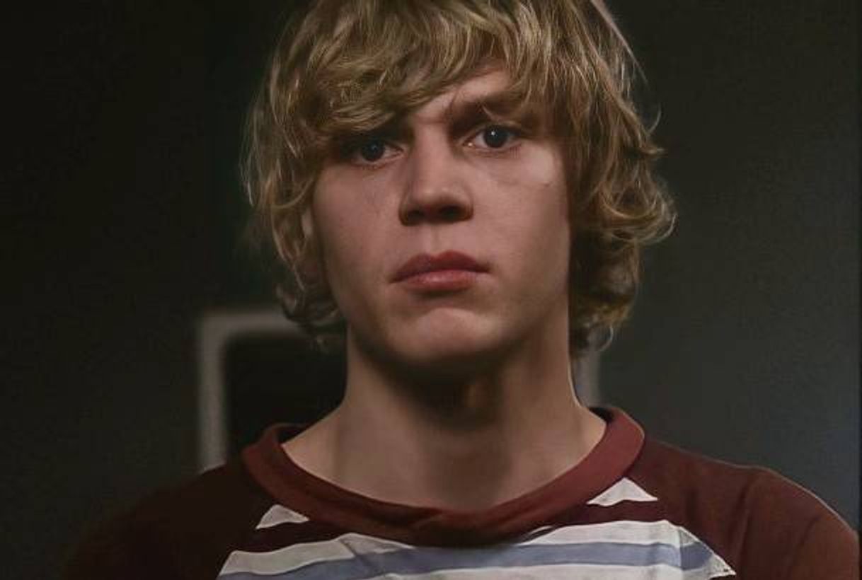 Moda Evan Peters