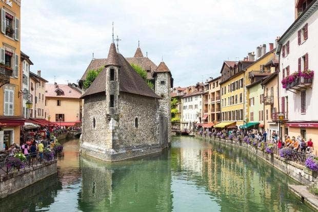 Place Annecy-le-Vieux