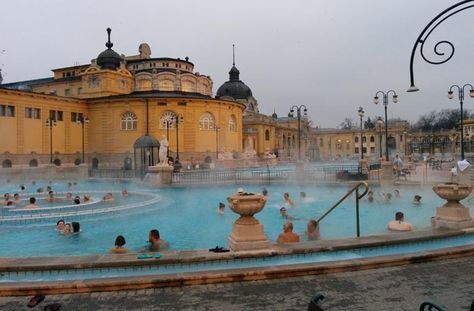 Lugar Széchenyi Thermal Bath