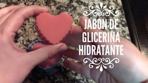 Cómo hacer jabón de glicerina hidratante - YouTube